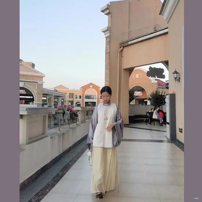 汉服穿搭||秋冬质感穿搭,温柔氛围感拉满 汉服穿搭||秋冬质感穿搭,温柔氛围感拉满