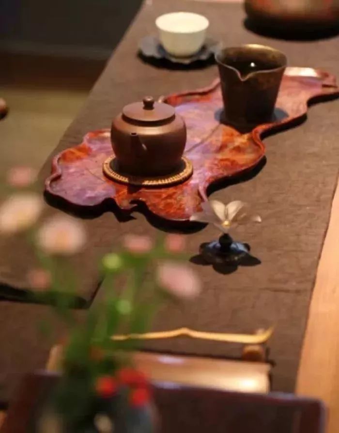 汉服颂 | 醉仙子：频见故园朔风起，已忘旧日采桑子