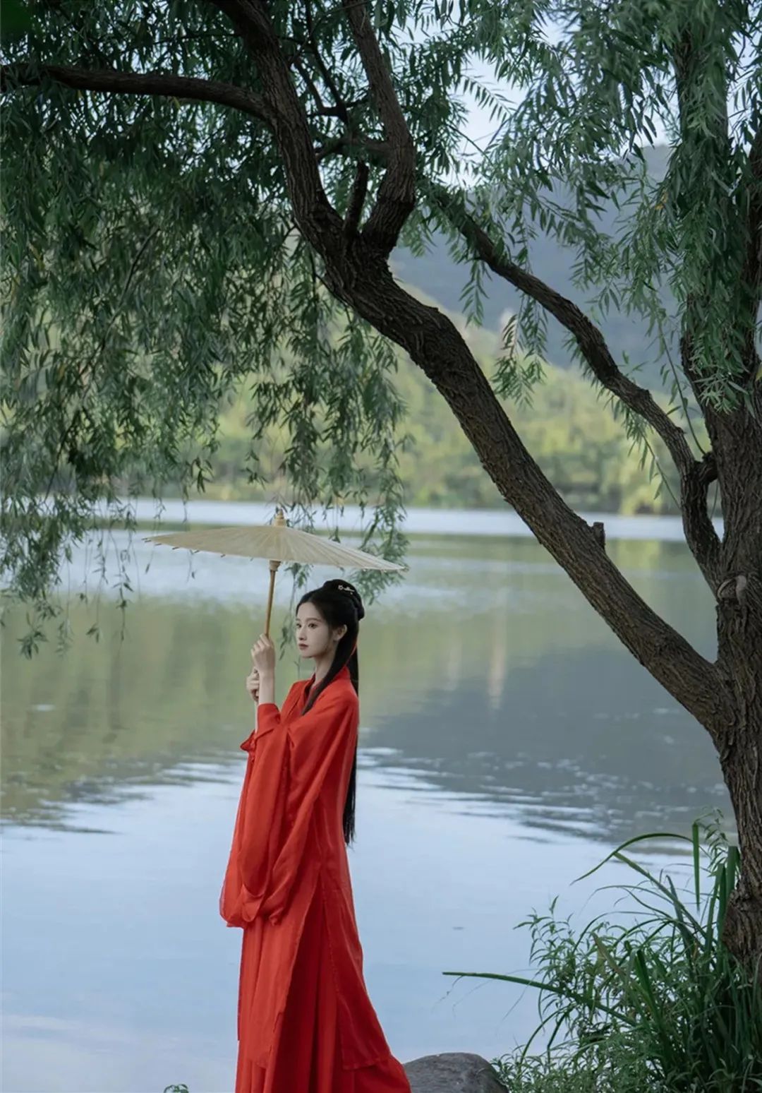 汉服颂 | 幽谷客：唯有心静，方能从容
