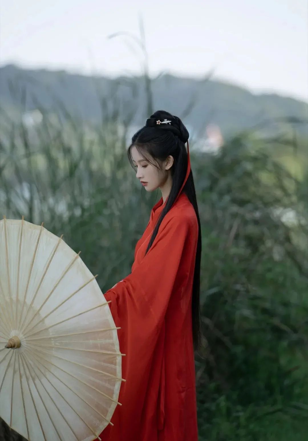 汉服颂 | 幽谷客：唯有心静，方能从容
