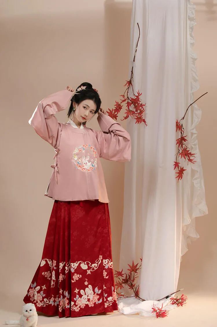 平价汉服推荐|逢人不必言深,孤独本是常态。 平价汉服推荐|逢人不必言深,孤独本是常态。