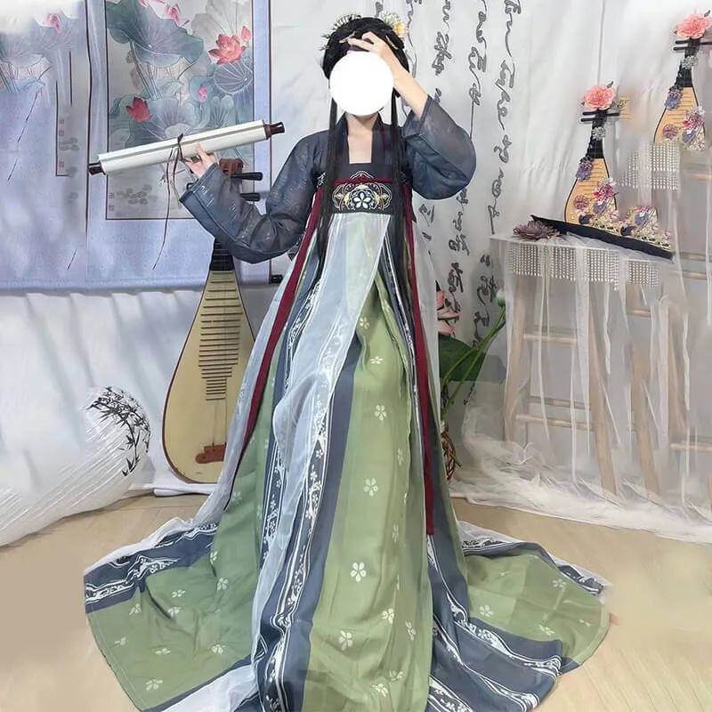 白菜汉服推荐|有冬要来 有雪入怀 白菜汉服推荐|有冬要来 有雪入怀