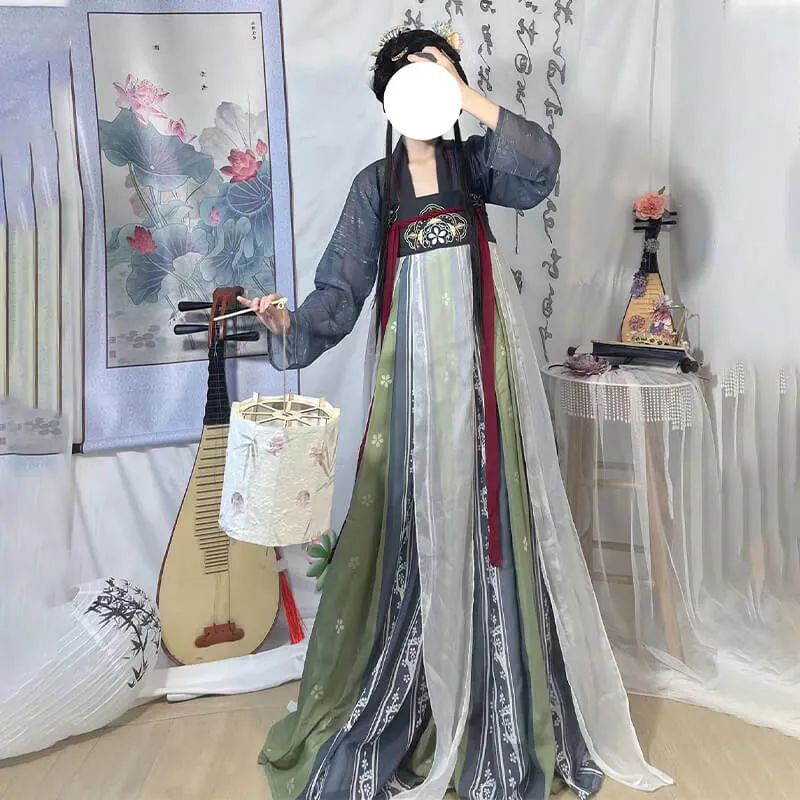 白菜汉服推荐|有冬要来 有雪入怀 白菜汉服推荐|有冬要来 有雪入怀