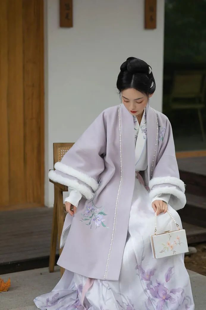 宋制汉服推荐|花雪随风不厌看 一片飞来一片寒 宋制汉服推荐|花雪随风不厌看 一片飞来一片寒