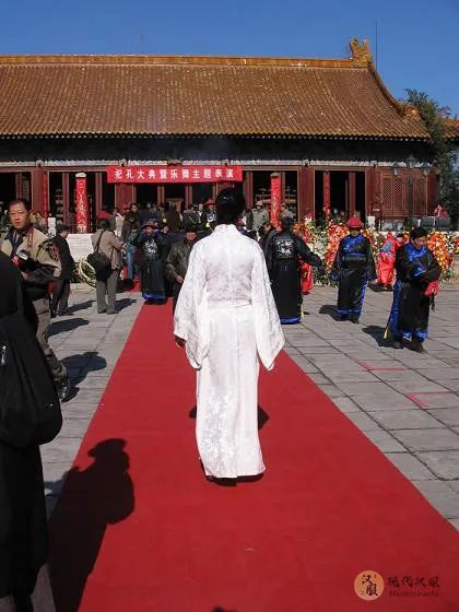 汉服运动大事记(6):汉服变寿衣,当代第一起汉服官司 汉服运动大事记(6):汉服变寿衣,当代第一起汉服官司