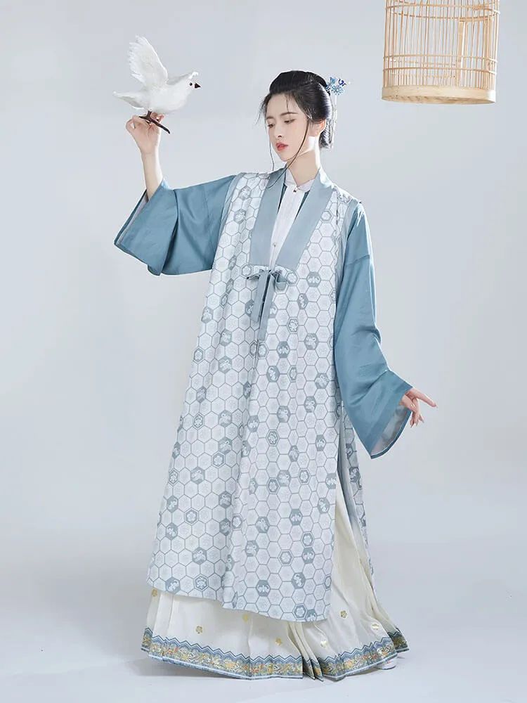 明制汉服推荐｜想借一缕清风 追赶你和心动