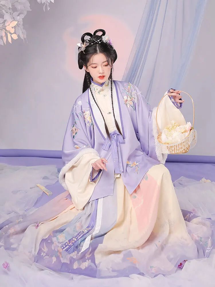 明制汉服推荐｜想借一缕清风 追赶你和心动