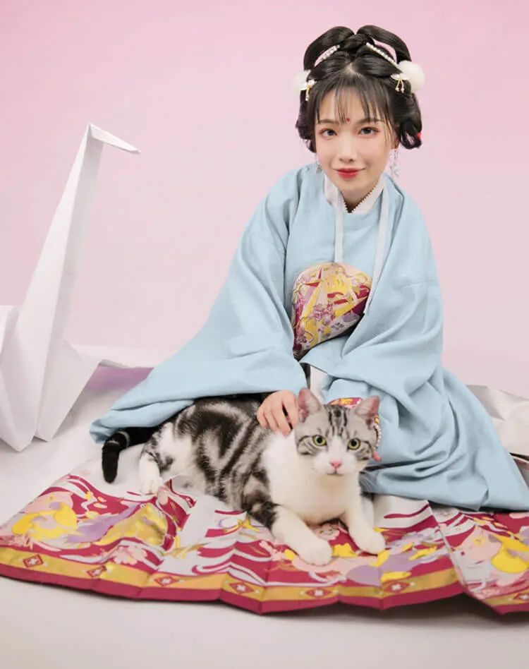 明制汉服推荐｜想借一缕清风 追赶你和心动
