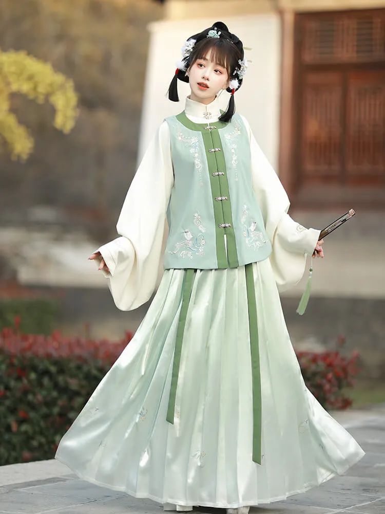 平价汉服推荐｜时光跌跌撞撞 季节来来往往