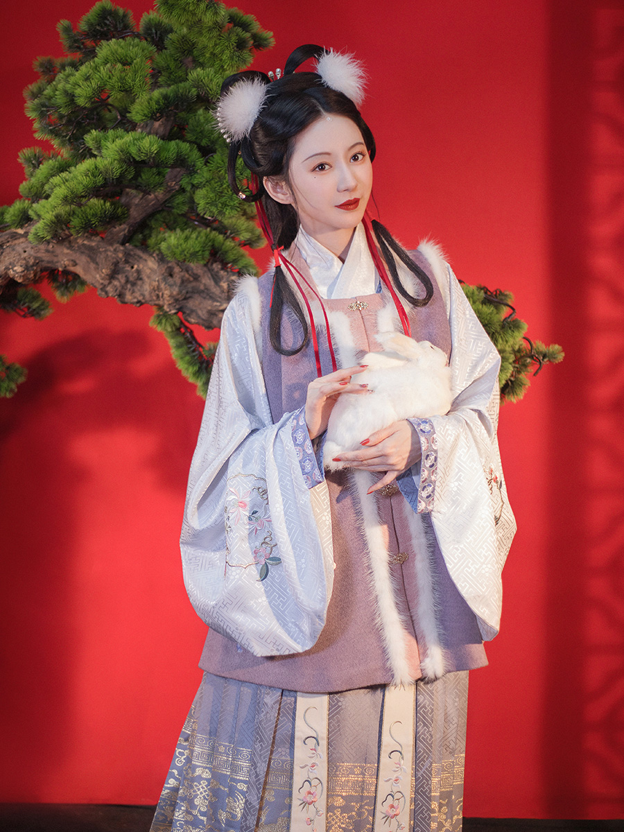 穿汉服如何过冬？