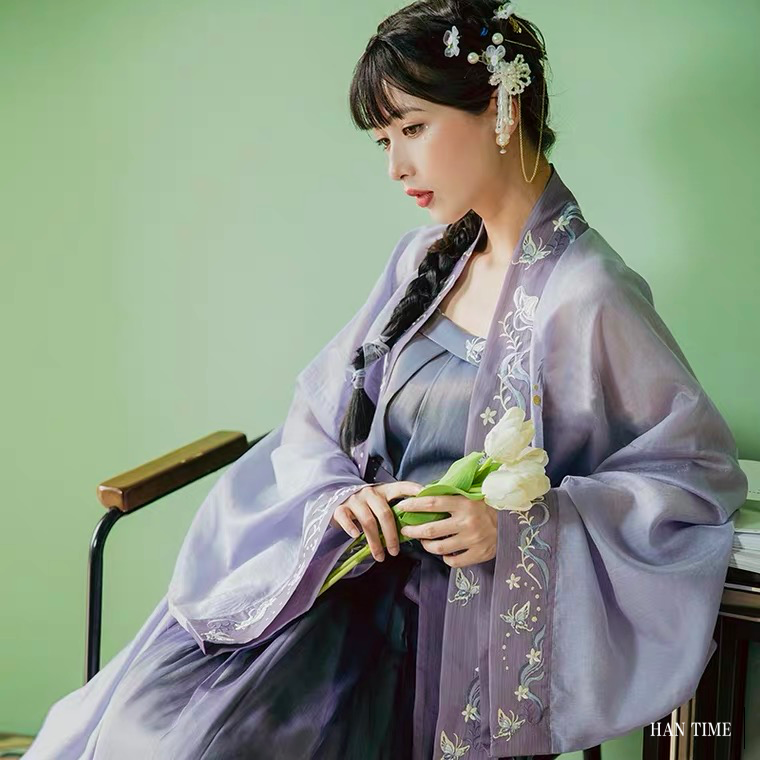 新一年你要更温油更美丽,定少不了这个颜色 新一年你要更温油更美丽,定少不了这个颜色