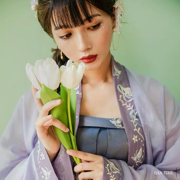 新一年你要更温油更美丽，定少不了这个颜色