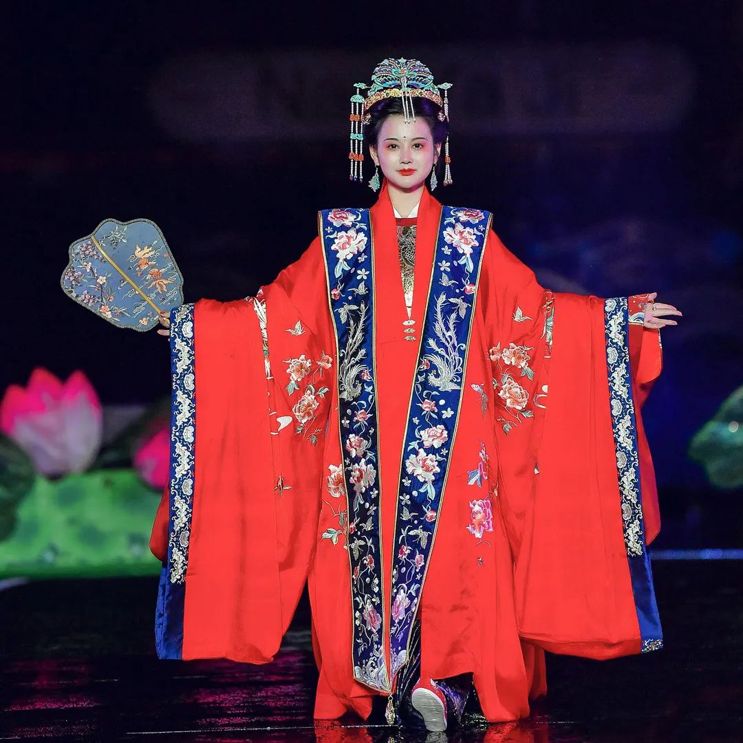 宽袍大袖才叫汉服？你需要补补知识啦~