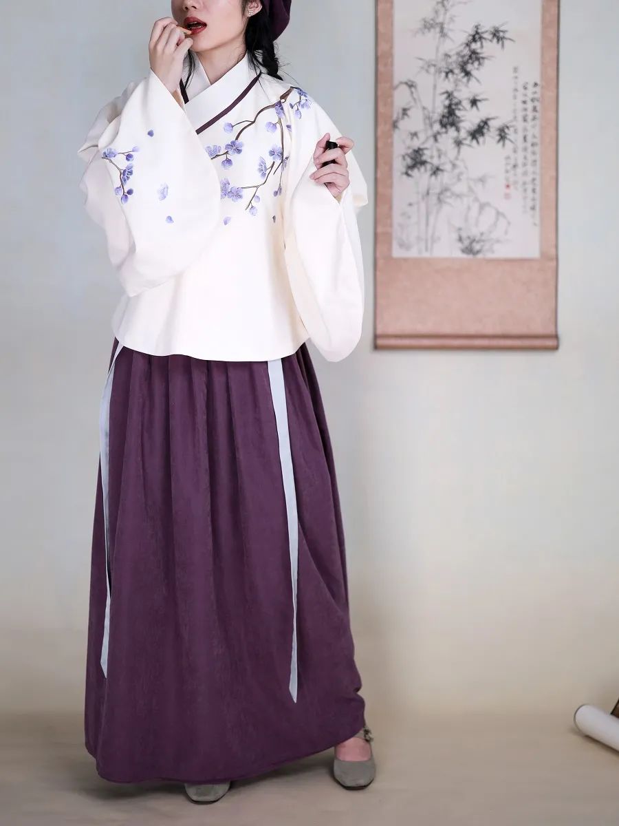 宽袍大袖才叫汉服?你需要补补知识啦~ 宽袍大袖才叫汉服?你需要补补知识啦~