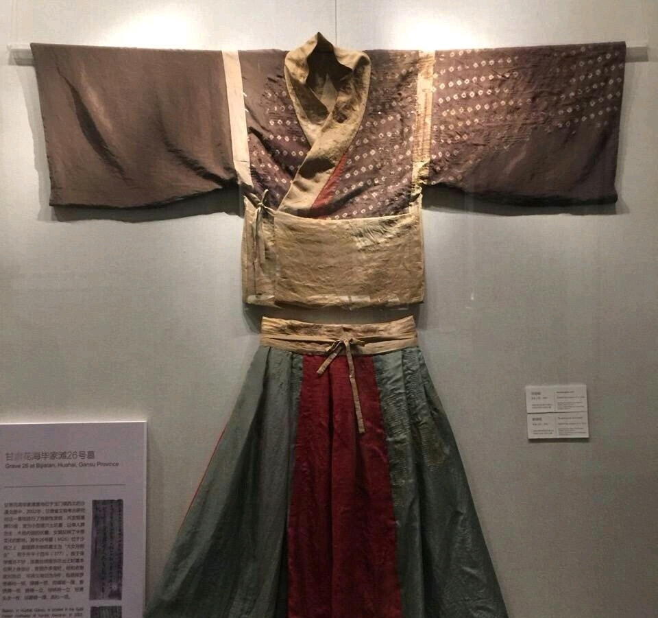 宽袍大袖才叫汉服?你需要补补知识啦~ 宽袍大袖才叫汉服?你需要补补知识啦~