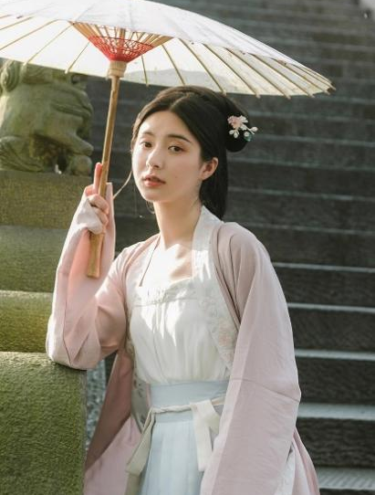 自古红蓝出cp：粉蓝汉服怎么搭