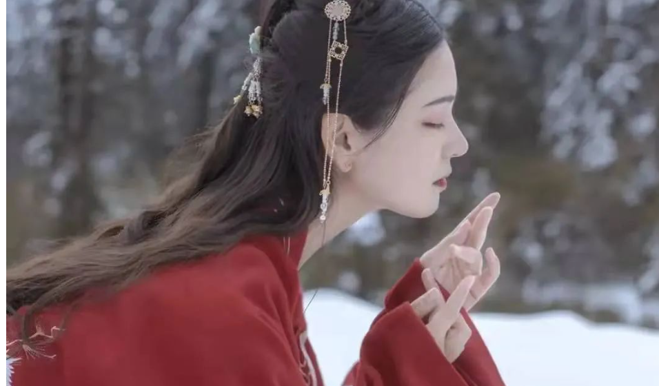 穿汉服免费入园系列--2022年春节期间各地景点开展穿汉服免费入园活动！