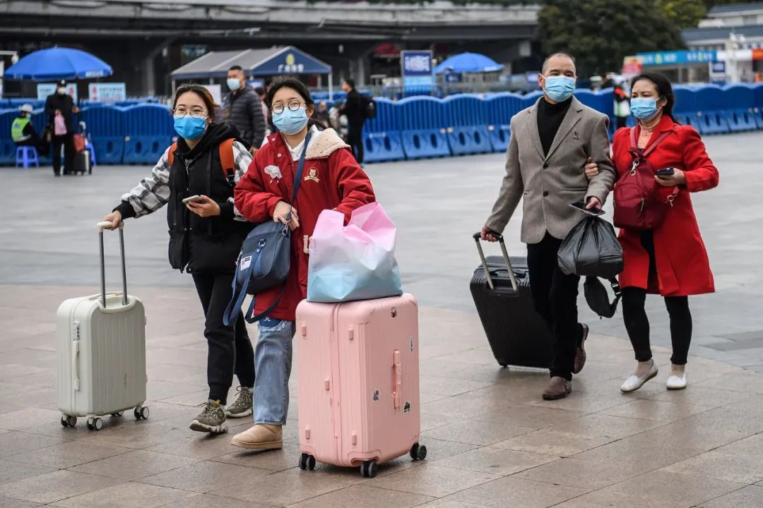 来了!新闻早班车 来了!新闻早班车