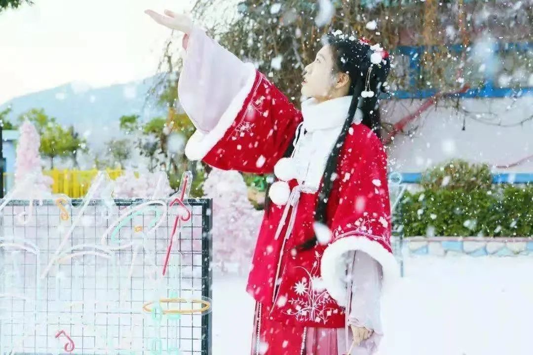 穿汉服免费入园系列--2022年春节期间各地景点开展穿汉服免费入园活动！（一）