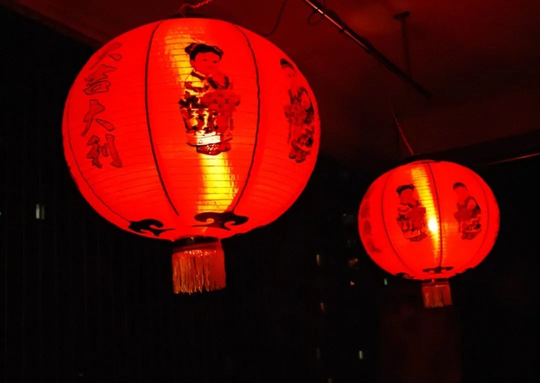 【赋】冬去春来又尽年,风花雪月谈笑间。 【赋】冬去春来又尽年,风花雪月谈笑间。