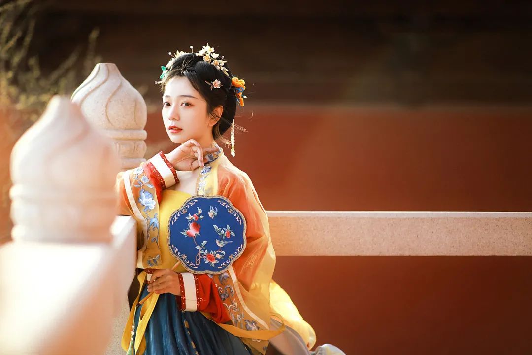 汉服写真 | 你是落日弥漫的橘