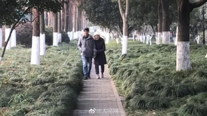 新闻早餐来了丨2022-2-7