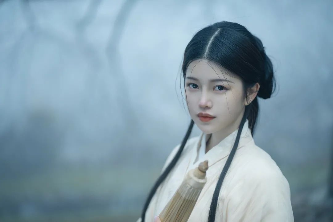 红梅白雪知