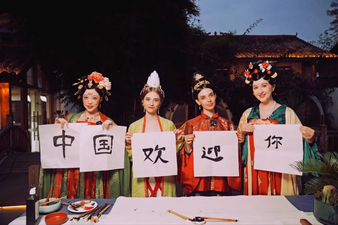 央视频文创短片《这些都是中国的》:外国友人沉浸式体验传统文化