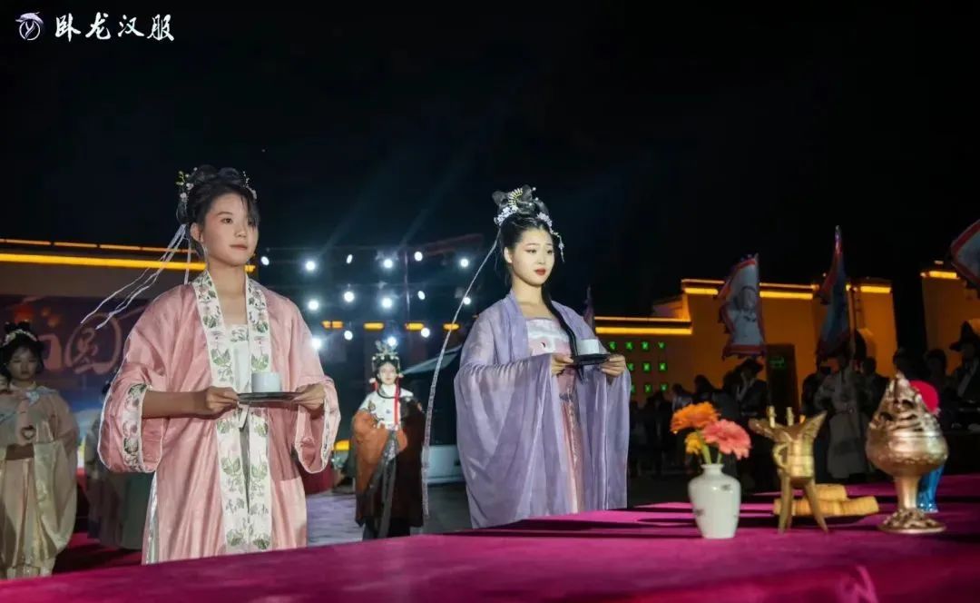 各地中秋汉服活动盘点！沉浸式体验中国传统文化盛宴！