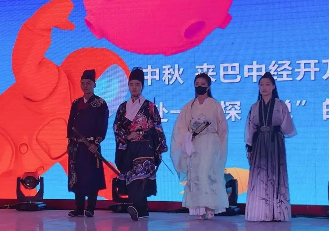 各地中秋汉服活动盘点！沉浸式体验中国传统文化盛宴！