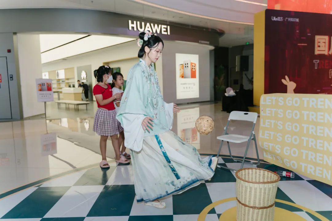 活动报导|回顾中秋节合景·悠方(广州知识城)汉服文化宣传活动 活动报导|回顾中秋节合景·悠方(广州知识城)汉服文化宣传活动