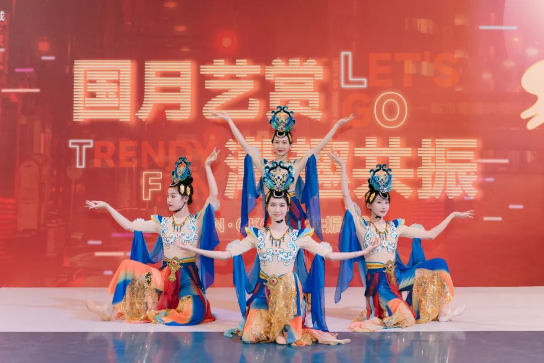 活动报导｜回顾中秋节合景·悠方（广州知识城）汉服文化宣传活动