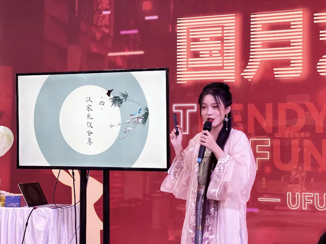 活动报导｜回顾中秋节合景·悠方（广州知识城）汉服文化宣传活动