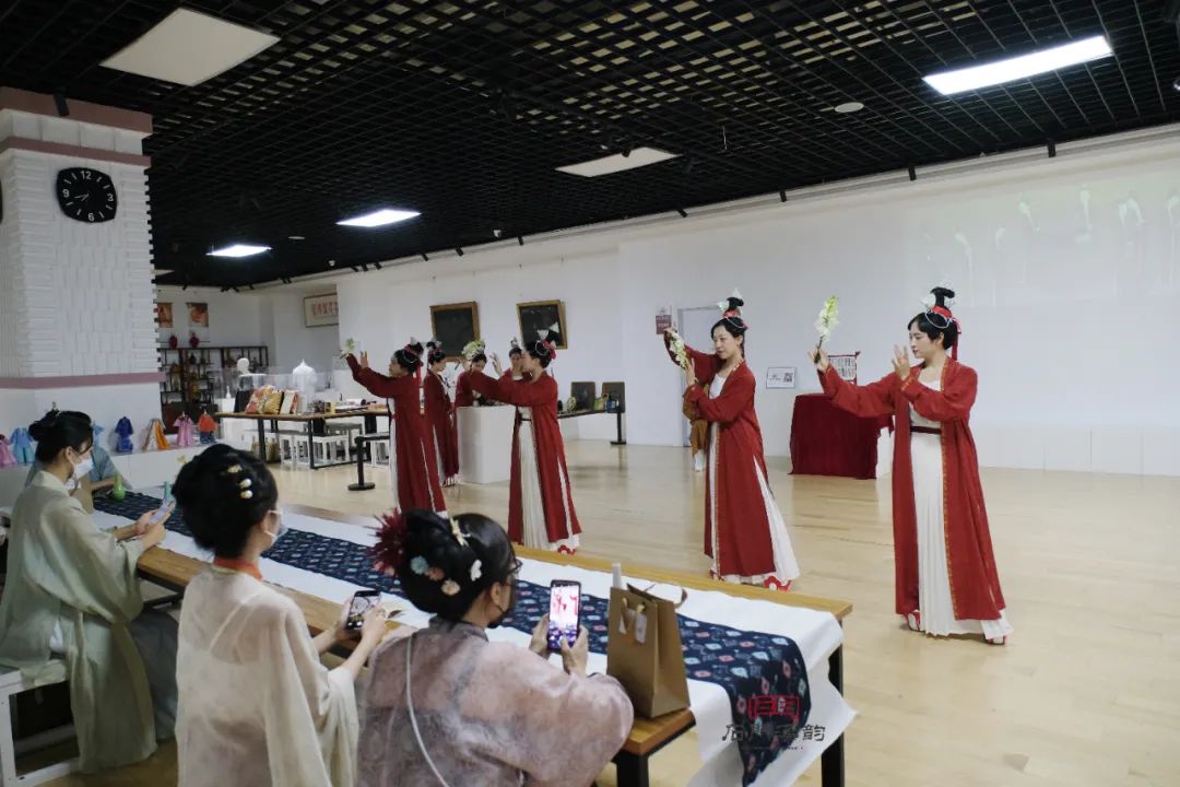 唱响千年《歌乐图卷》：宋风复原茶会终于公演了！