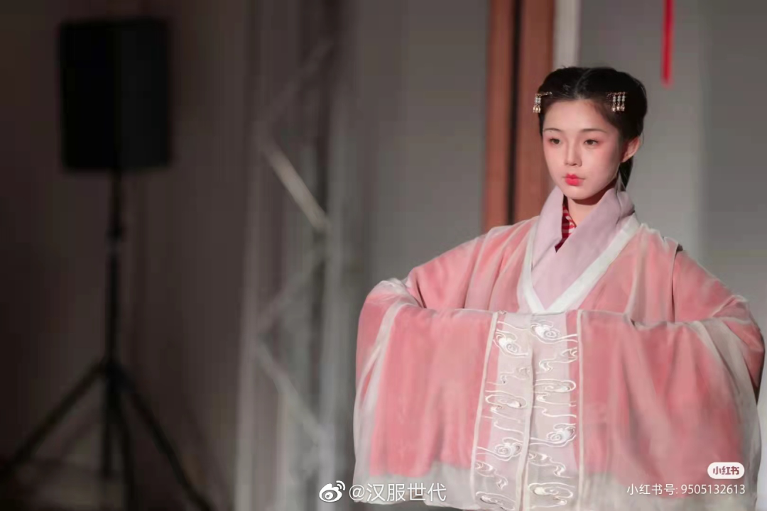 【汉服简讯】2022年10月21日新闻资讯 【汉服简讯】2022年10月21日新闻资讯