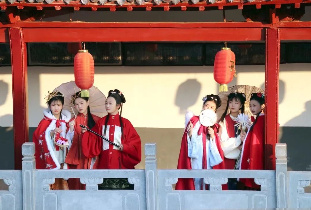 想参加元宵节汉服活动么!快来看看2023全国各地元宵节汉服活动预告汇总(二)吧! 想参加元宵节汉服活动么!快来看看2023全国各地元宵节汉服活动预告汇总(二)吧!