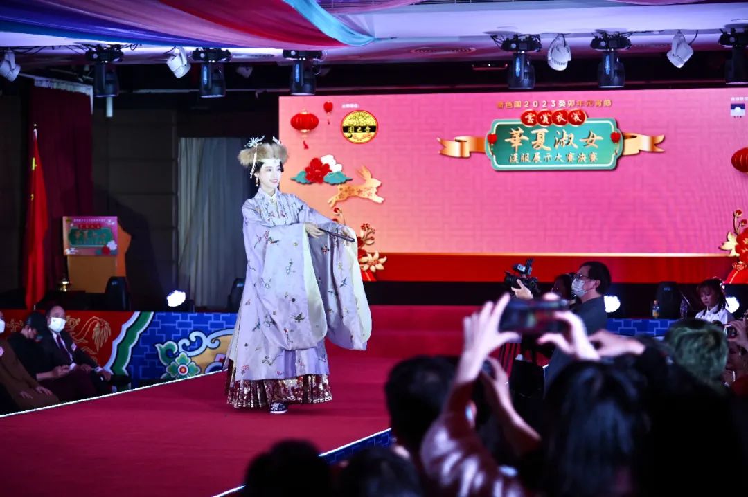 （圖集）香港元宵夜 | 首辦雲賞衣裳漢服大賽！特別規定：不接受這兩國元素……