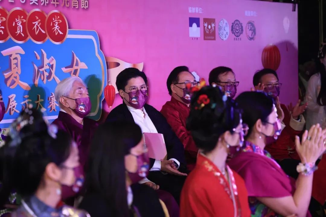 （圖集）香港元宵夜 | 首辦雲賞衣裳漢服大賽！特別規定：不接受這兩國元素……