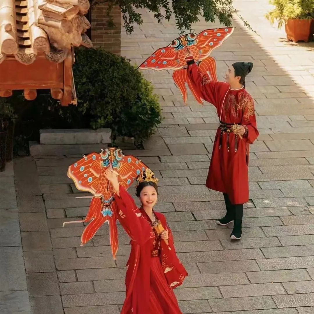 想参加花朝节汉服活动么！​2023全国各地花朝节汉服活动召集如约而至！