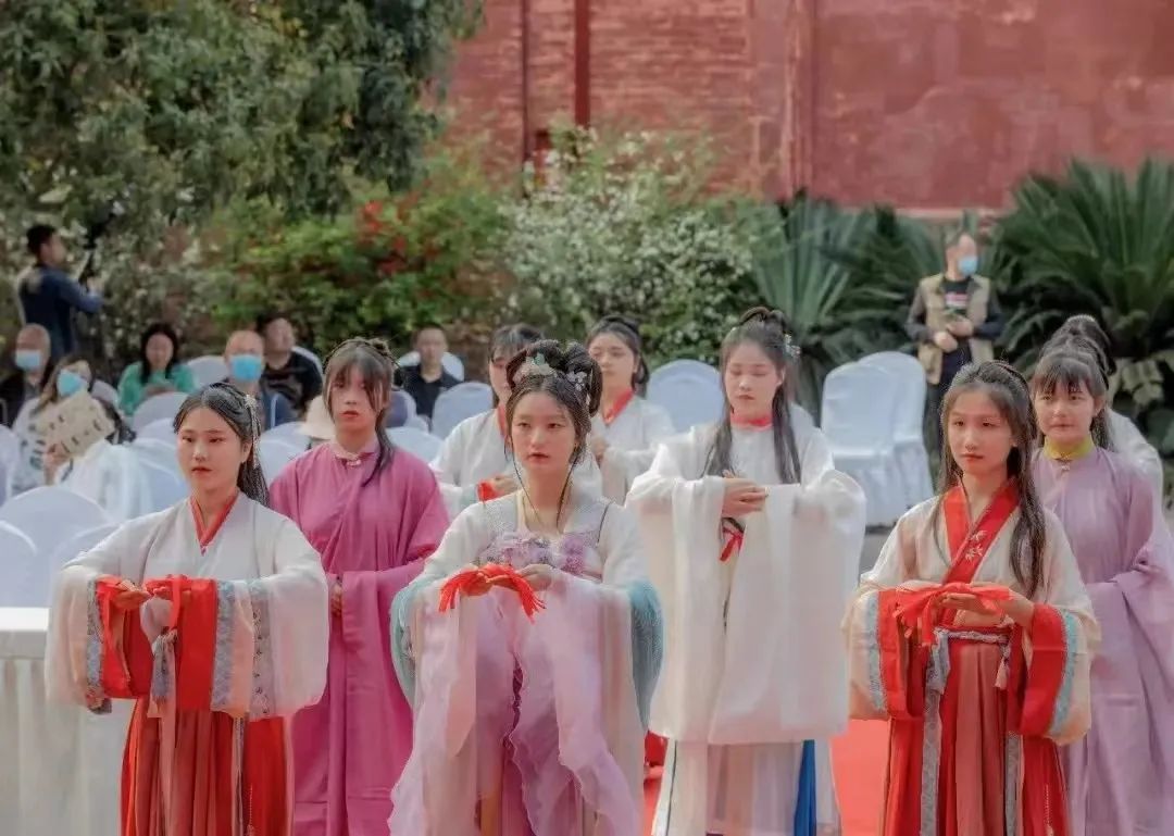 想参加花朝节汉服活动么！​2023全国各地花朝节汉服活动召集如约而至！