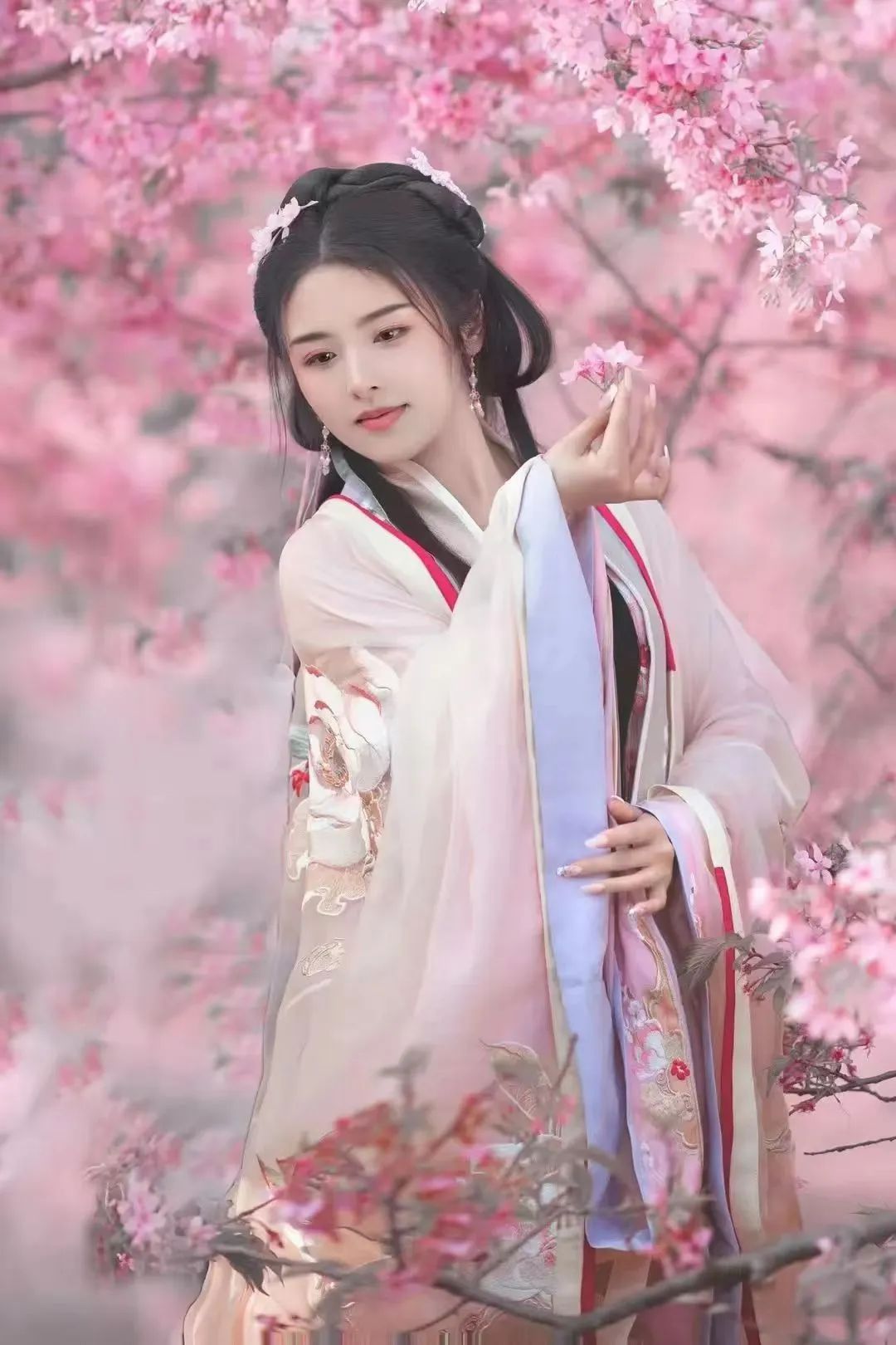 想参加花朝节汉服活动么！​2023全国各地花朝节汉服活动召集汇总（二）！