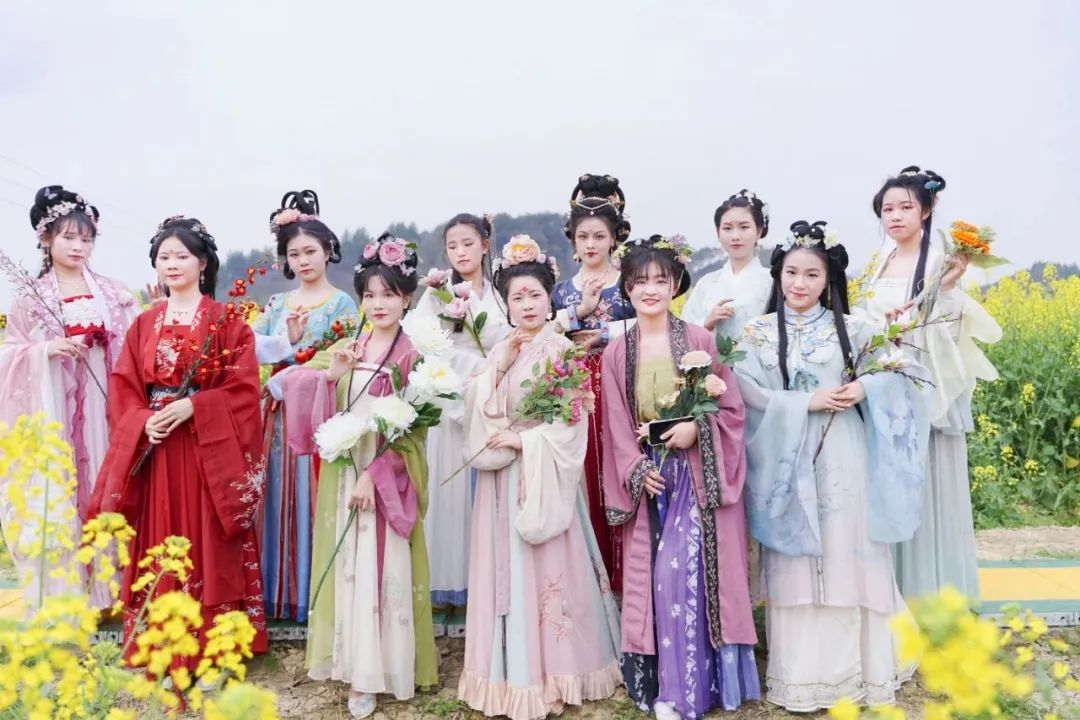 转 | 2023年“中华花朝节”衡阳汉服民俗文化活动 转 | 2023年“中华花朝节”衡阳汉服民俗文化活动