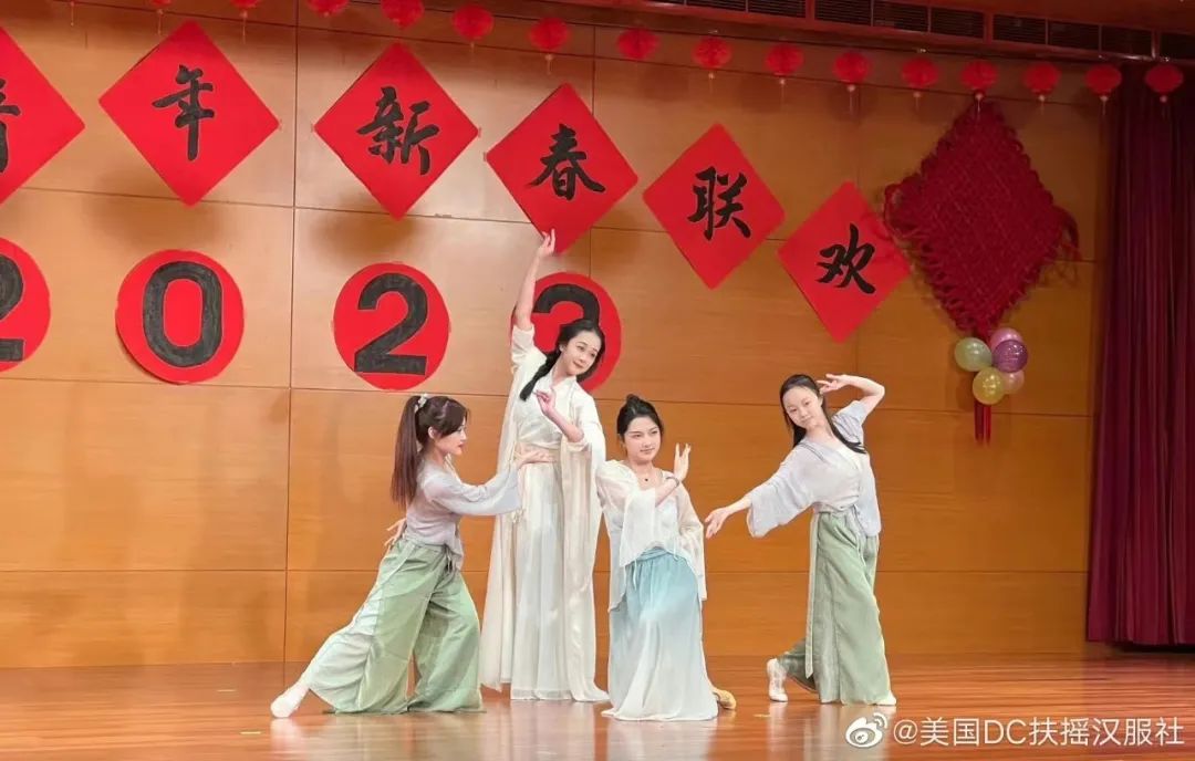 汉服海外大揭秘:汉服之美无国界! 汉服海外大揭秘:汉服之美无国界!