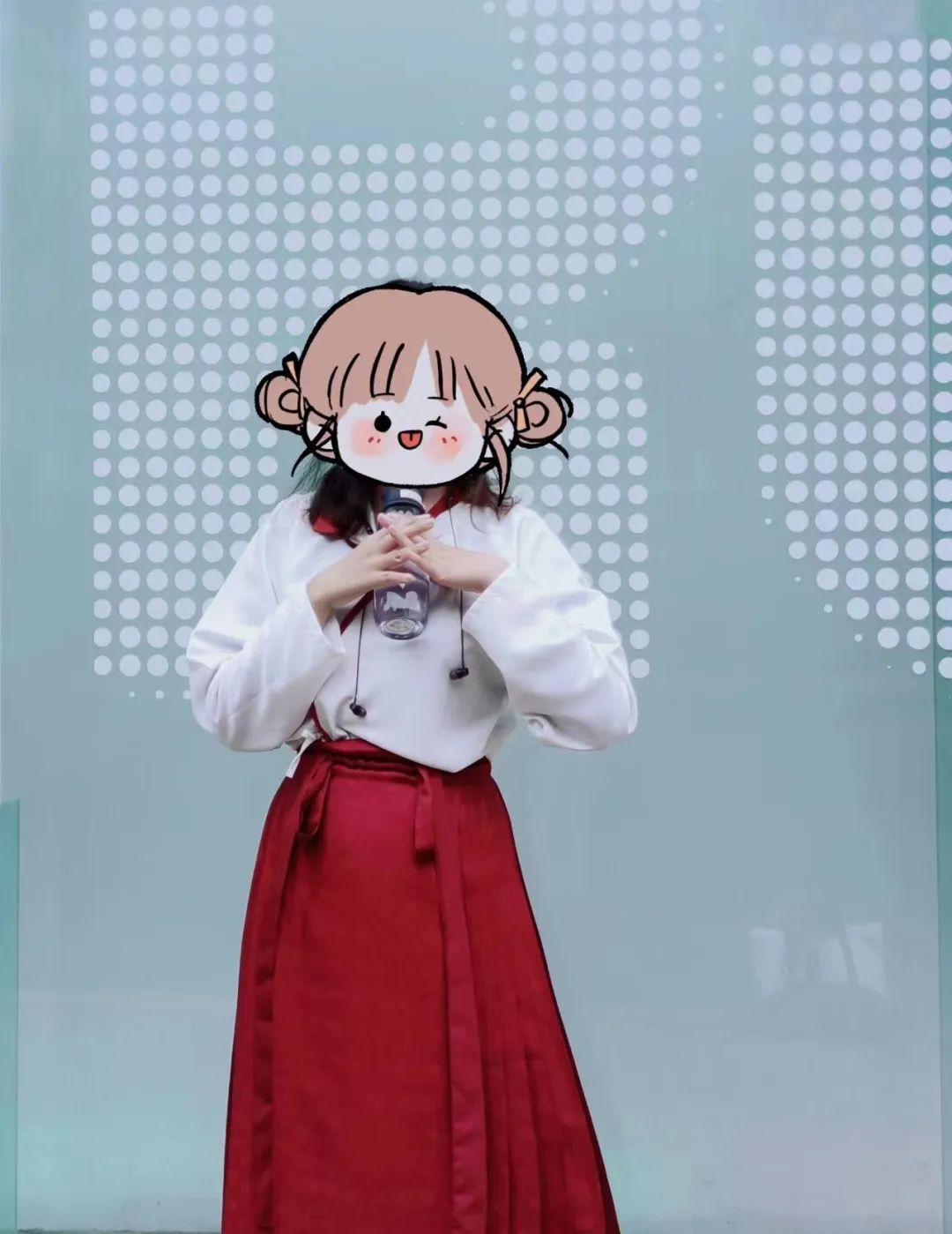 在学校拍汉服！我是校园里最靓的崽~
