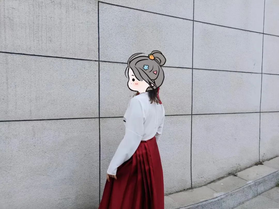 在学校拍汉服！我是校园里最靓的崽~