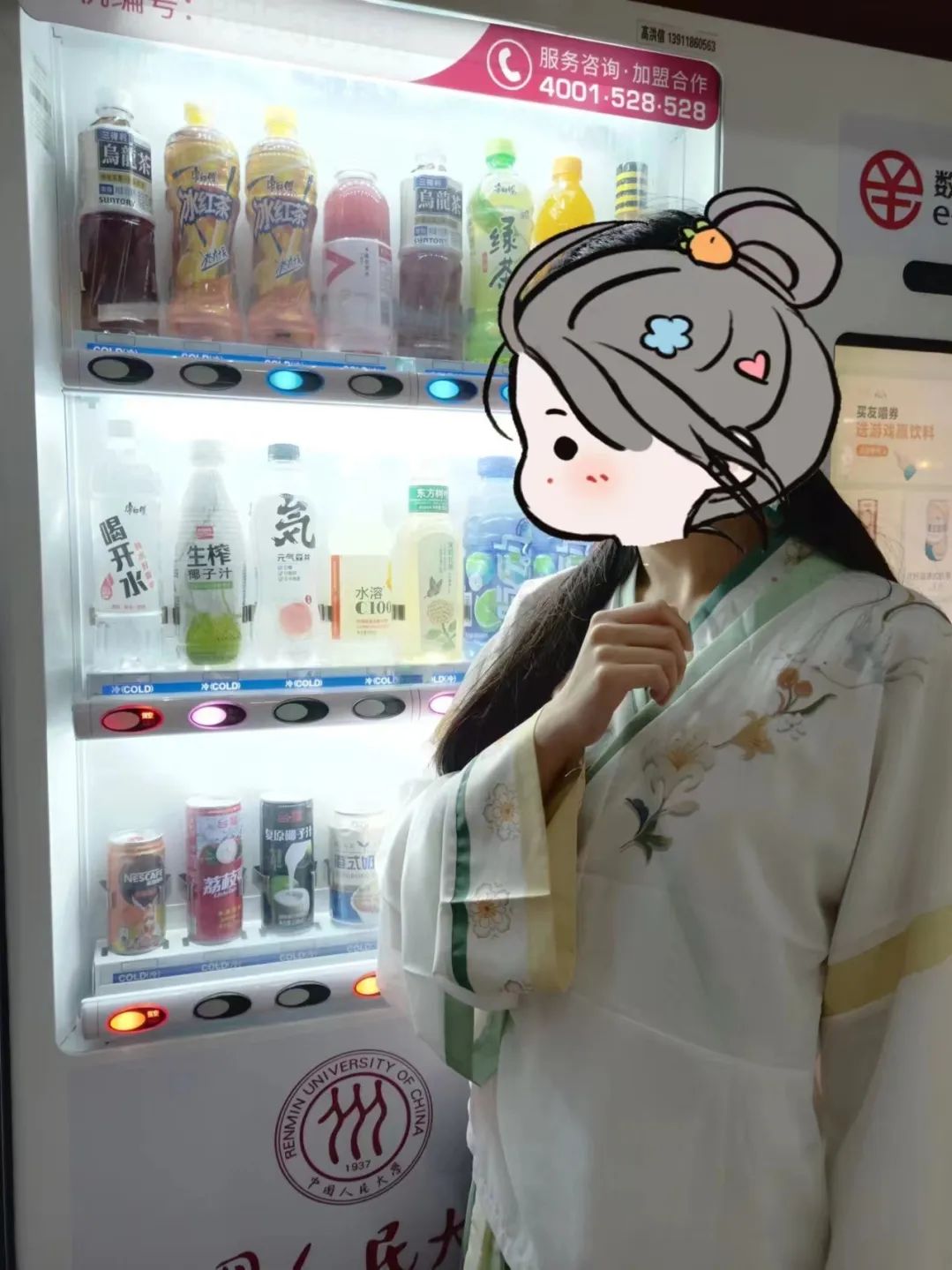 在学校拍汉服！我是校园里最靓的崽~