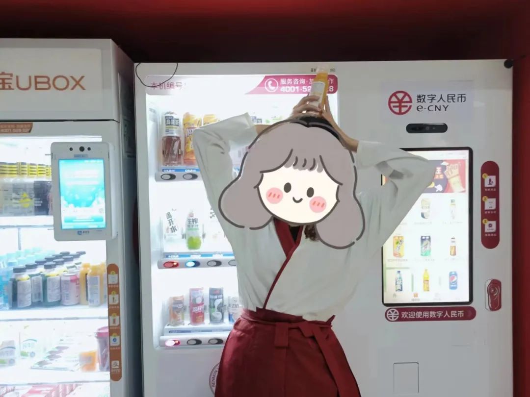 在学校拍汉服！我是校园里最靓的崽~