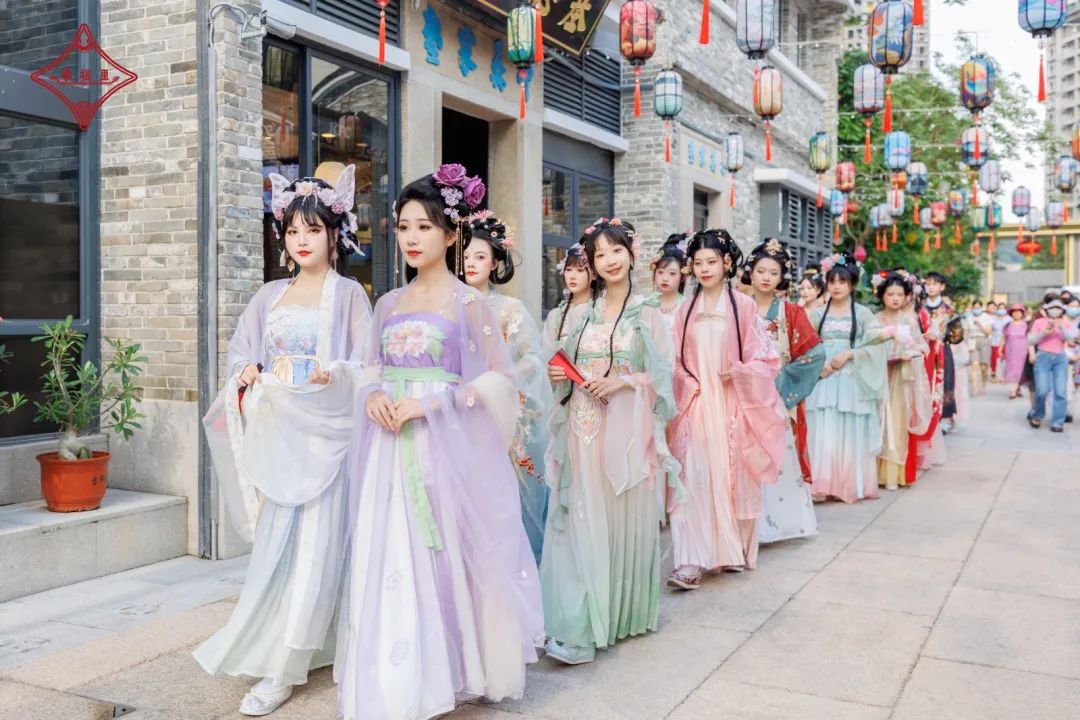 活动分享|黄埔文冲幸福里汉服巡游美图来袭,汉风雅韵迎浓情端午 活动分享|黄埔文冲幸福里汉服巡游美图来袭,汉风雅韵迎浓情端午