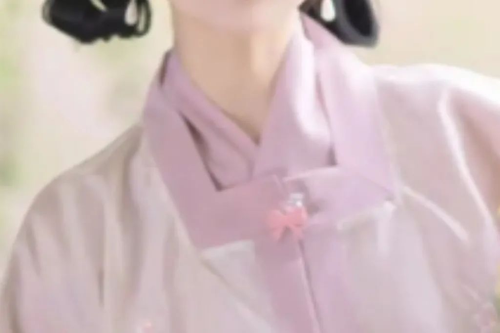【汉服形制】不同朝代的汉服领型——方领