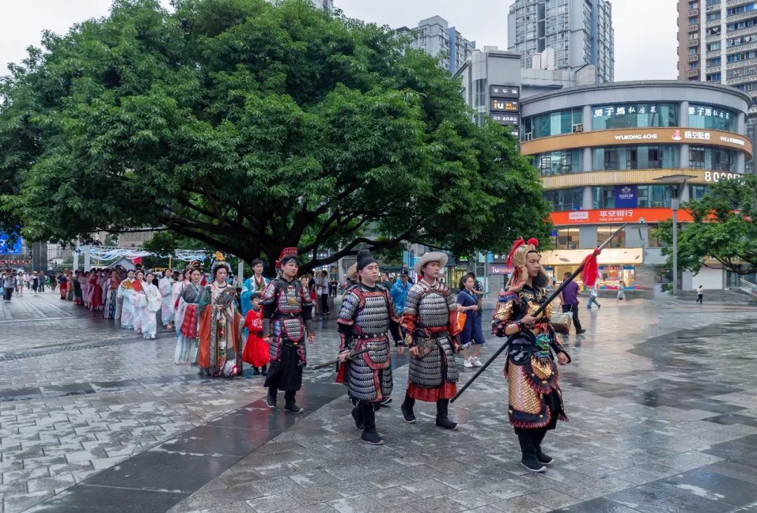 美爆了！“双城·国潮”汉服华丽大秀玩转端午